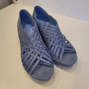 Sz 8 Blue NIB Chocolat Blu Antigua Woven Low Wedge Platforms